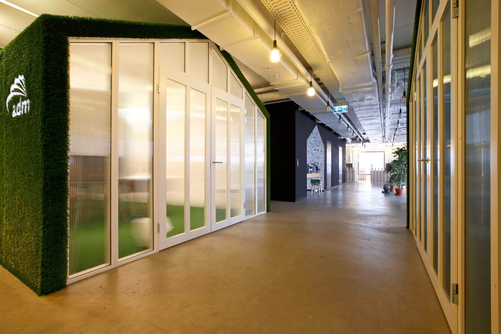 Gallery image 9